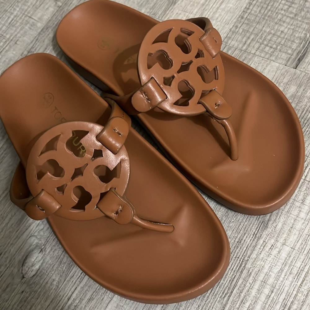 Tory Burch Cloud Sandals - Picture 6 of 16